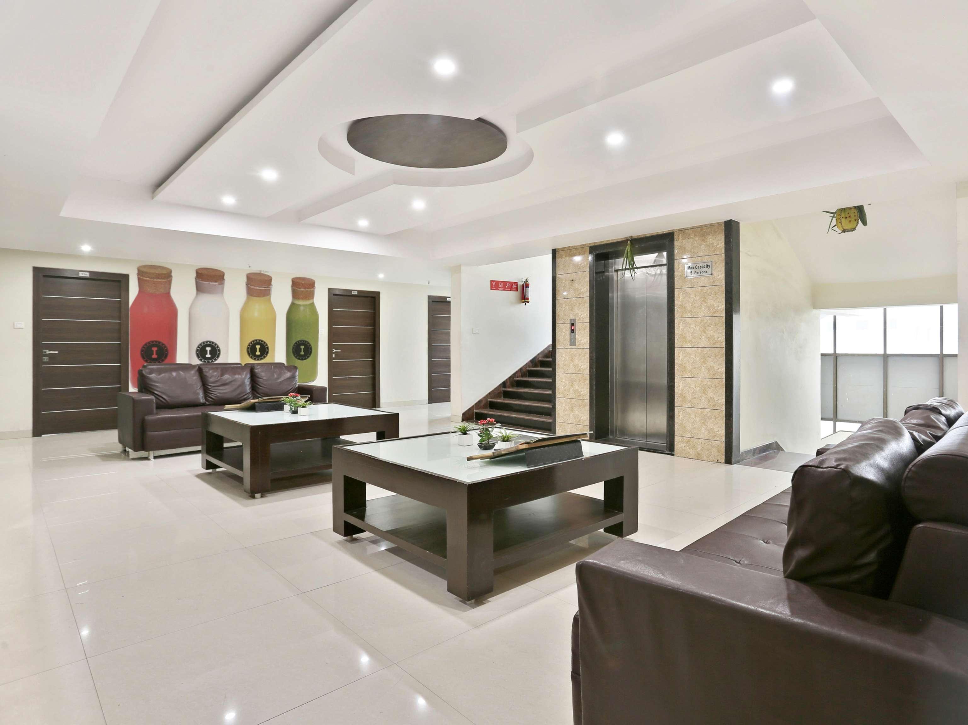 Townhouse Halcyon Deccan Inn Near Shilparamam Kondapur  Exteriör bild