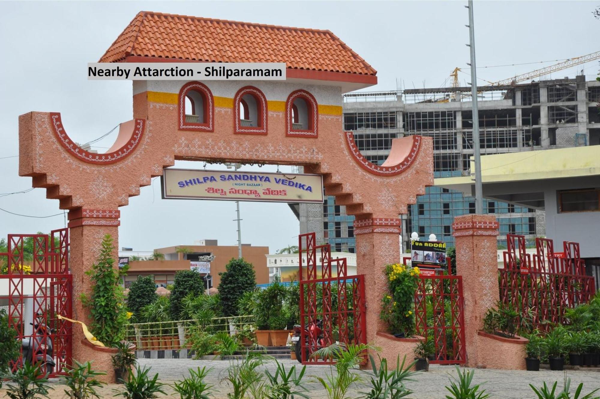 Townhouse Halcyon Deccan Inn Near Shilparamam Kondapur  Exteriör bild